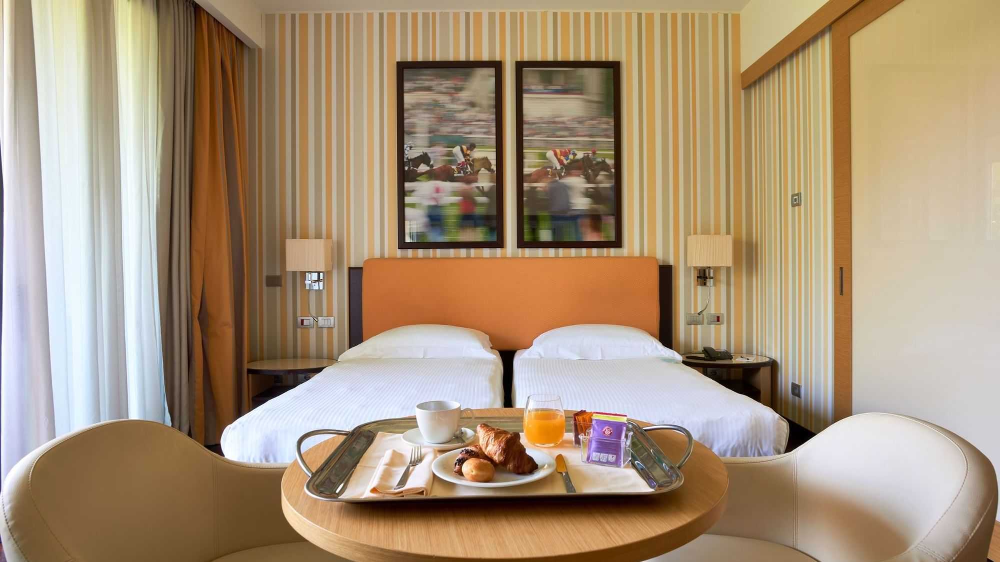 UNA HOTELS Varese - Room