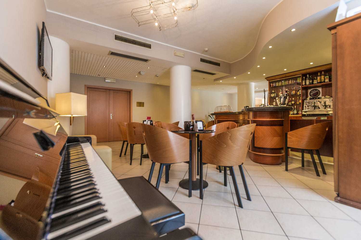 UNA HOTELS Hotel Occhiobello - Bar