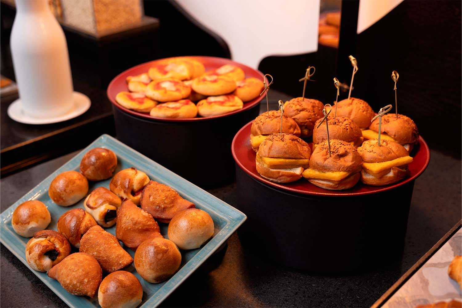Palace Catania | UNA Esperienze - Buffet Colazione