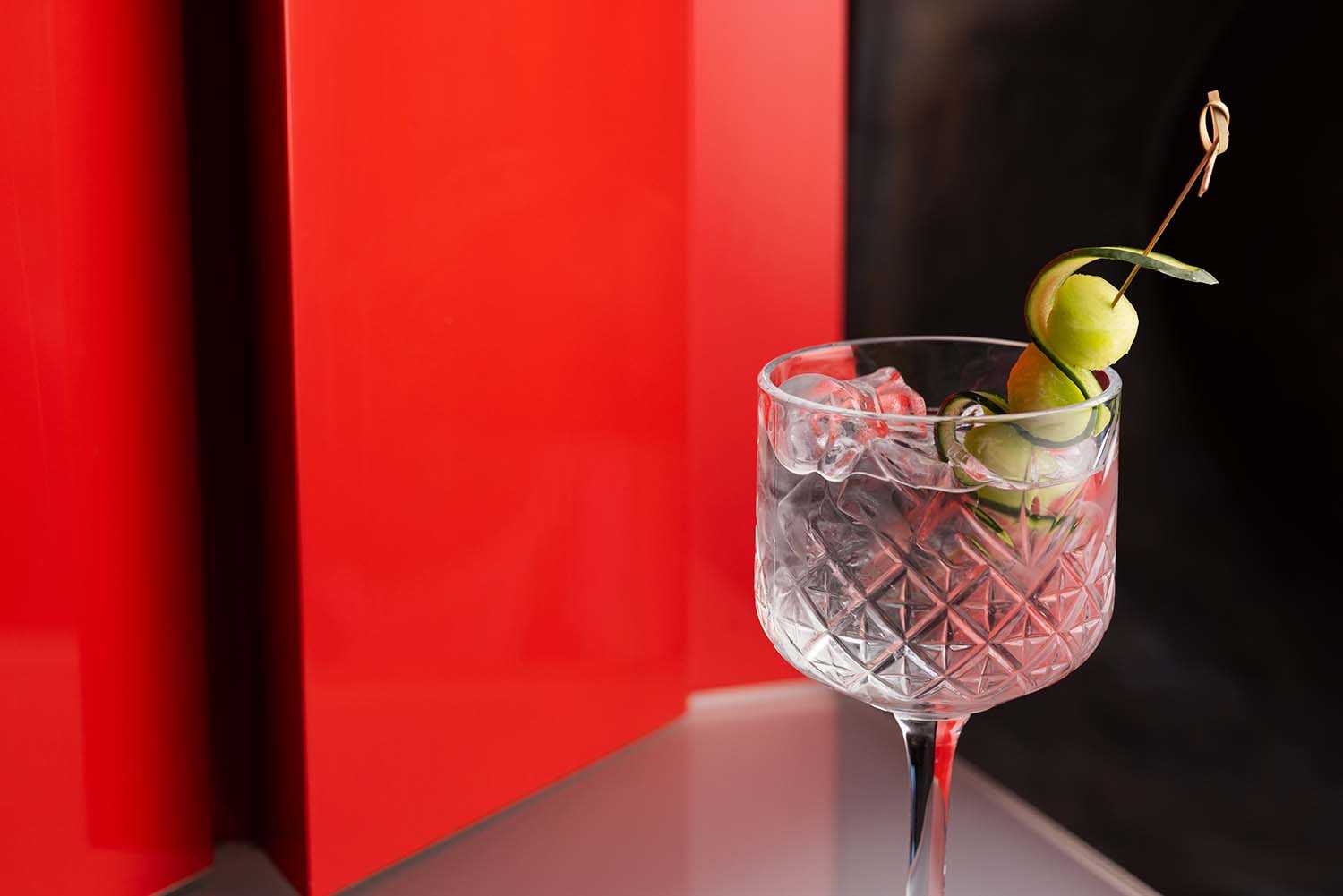 Volare Bar & Restaurant - Bar