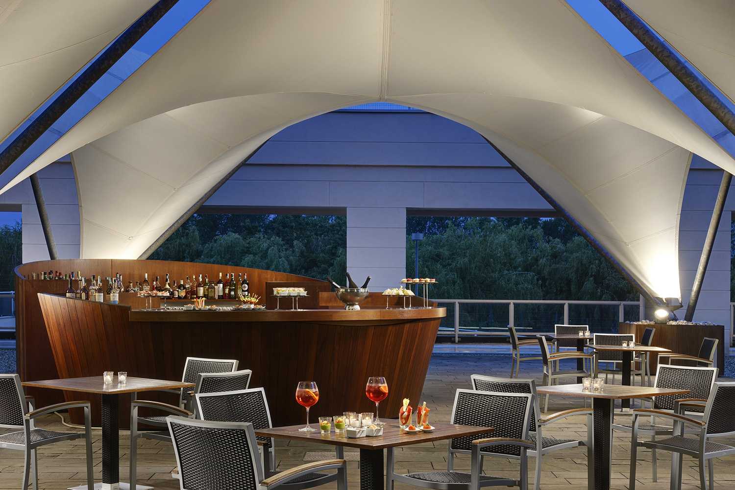 Magellano Bar & Restaurant - Bar