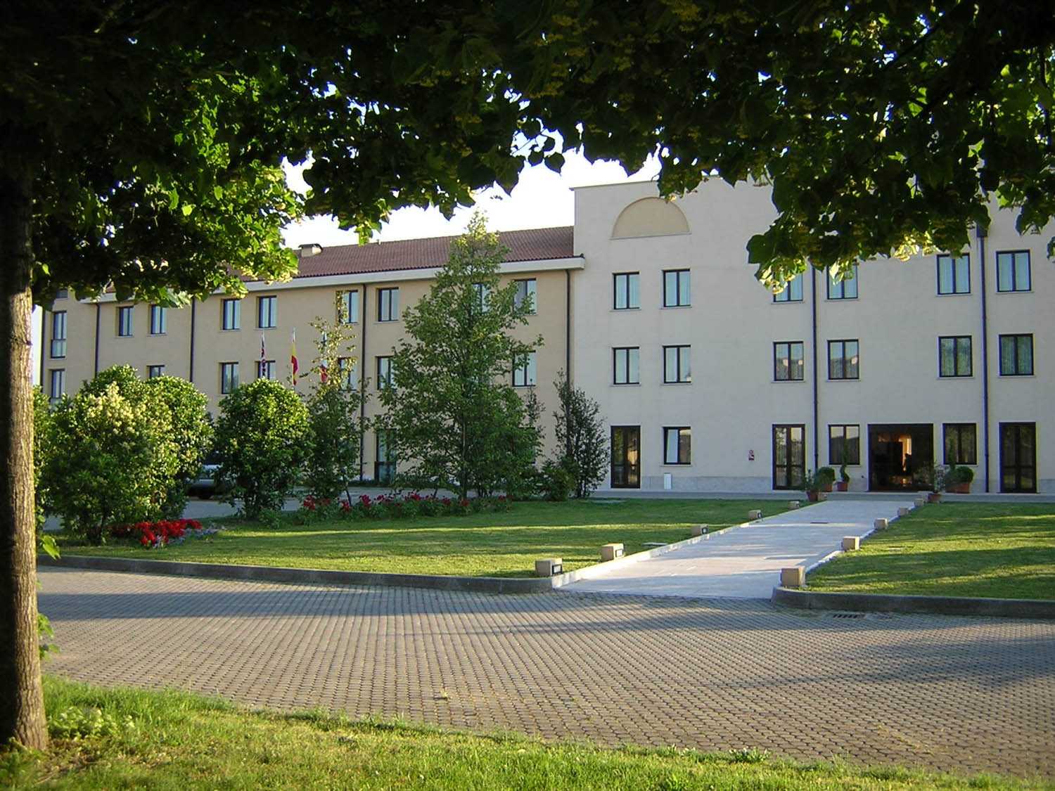 UNA HOTELS Hotel Occhiobello - Garden