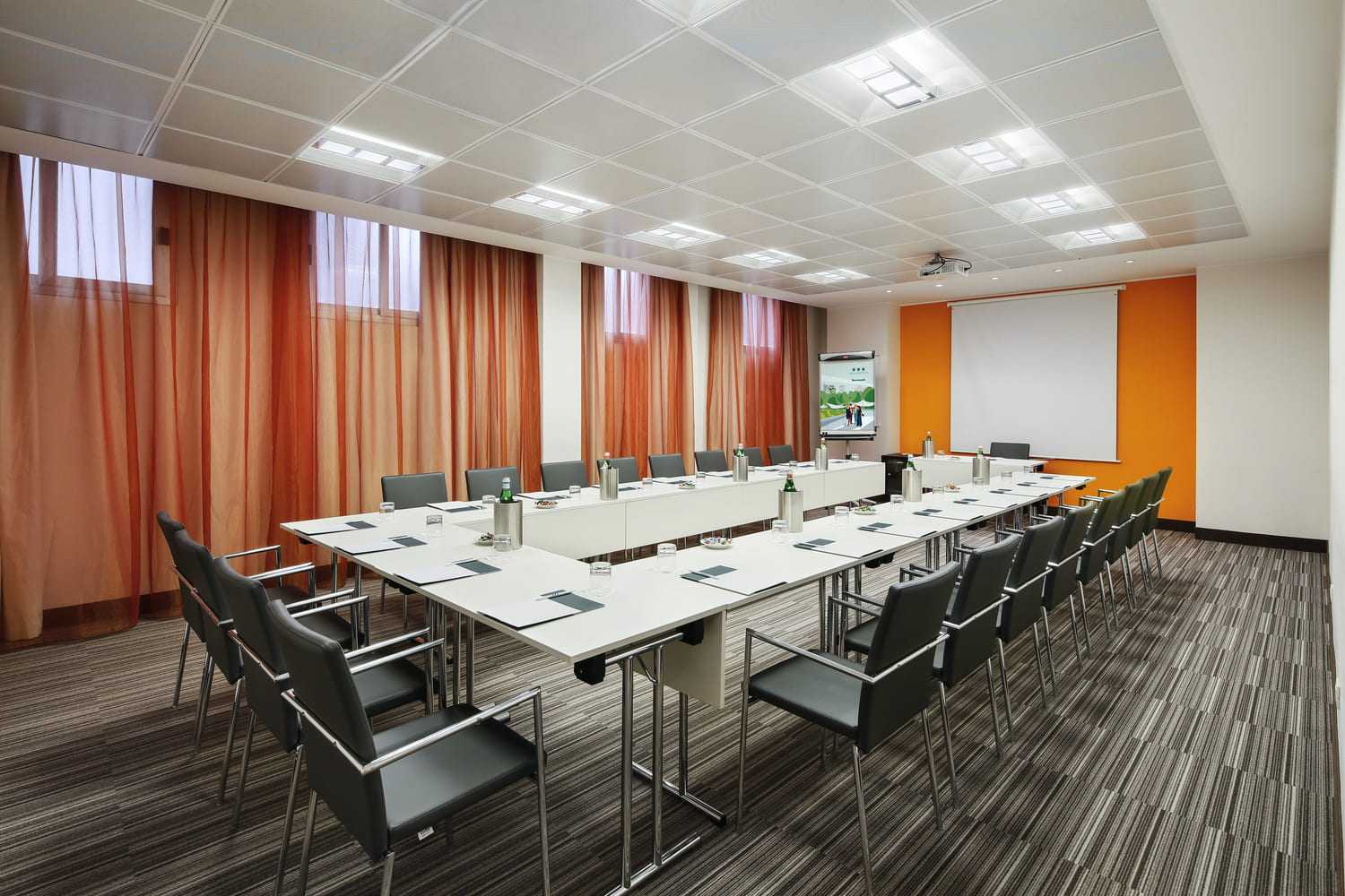 UNA HOTELS Mediterraneo Milano - Meeting Room
