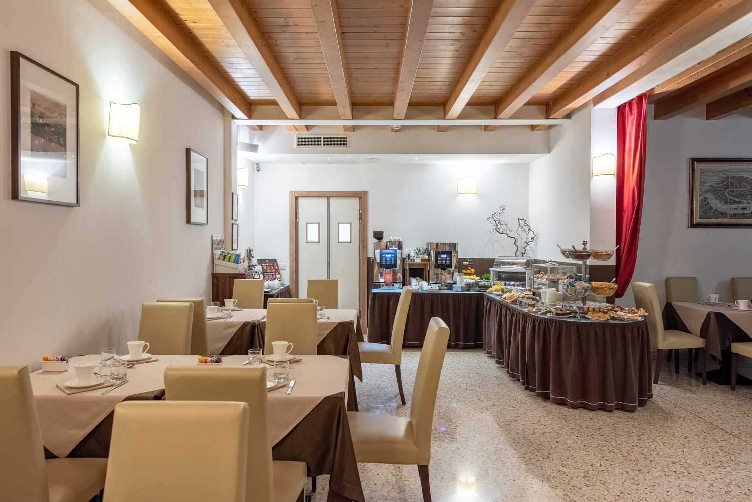 UNA HOTELS Ecohotel Villa Costanza Venezia - Breakfast Room