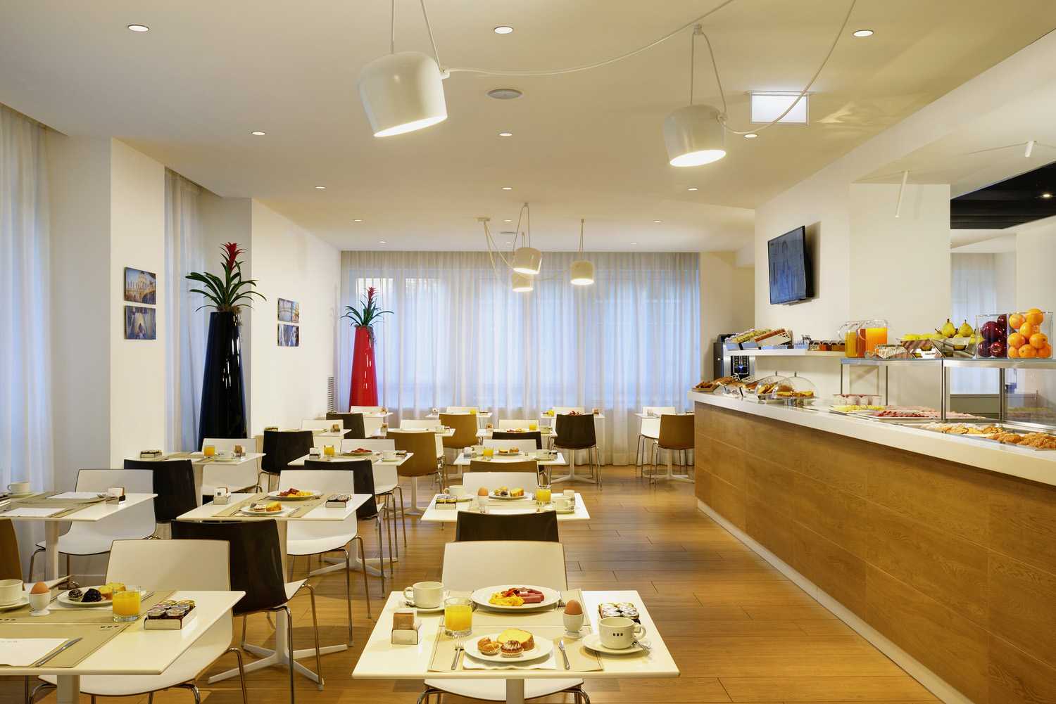 UNA HOTELS Century - Breakfast