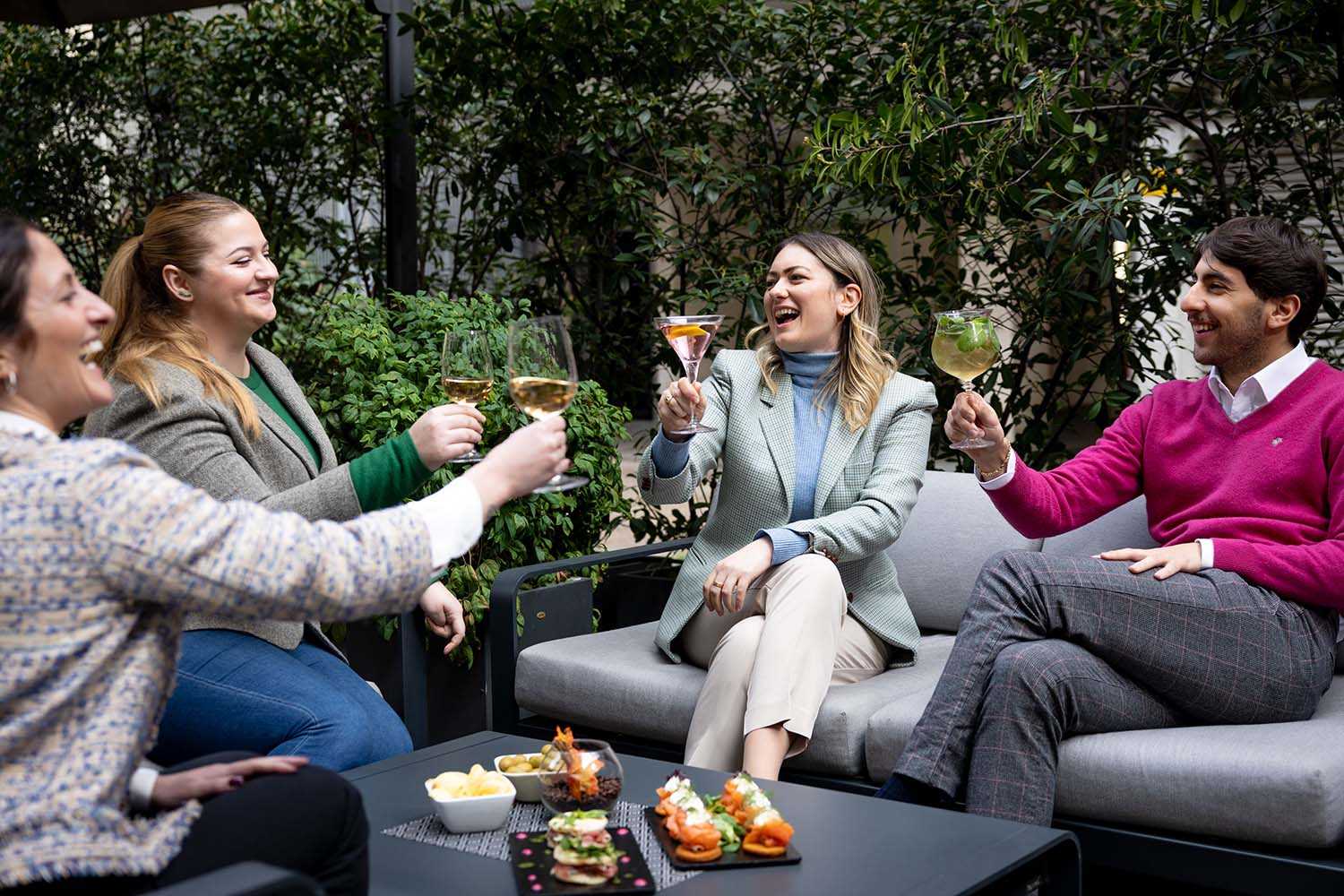 The Hall Bar & Restaurant - Bar