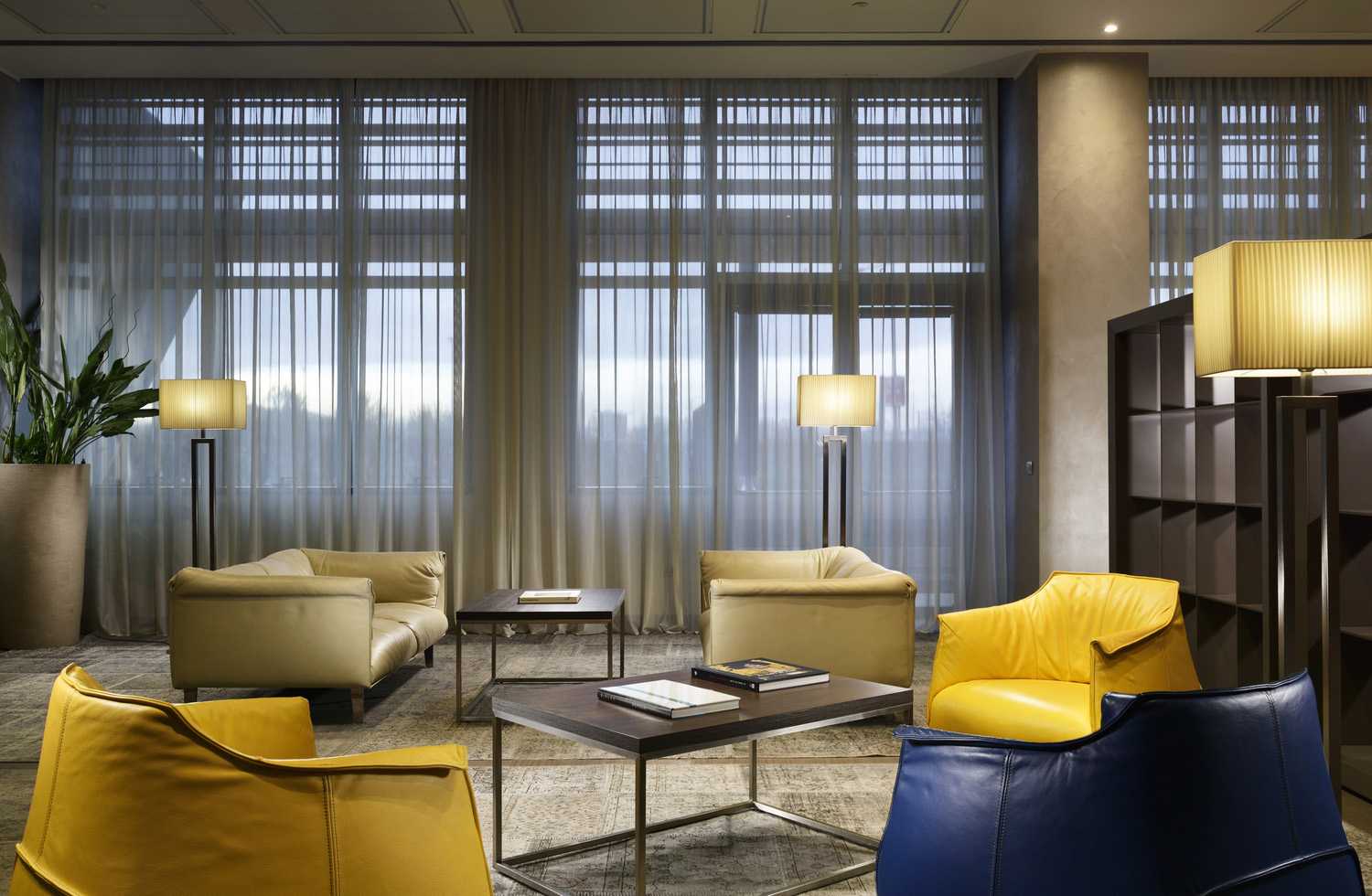 UNA HOTELS San Vitale Bologna - Lobby
