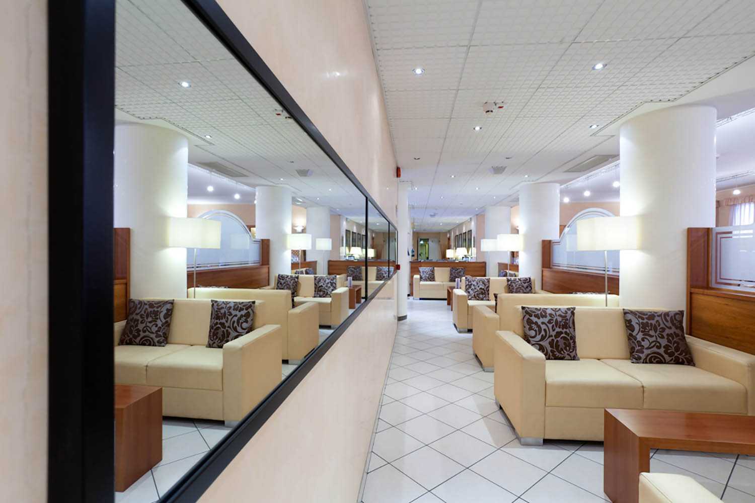 UNA HOTELS Hotel Occhiobello - Hall