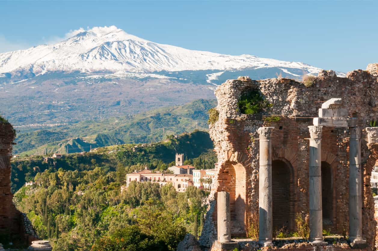 Taormina Etna innevato