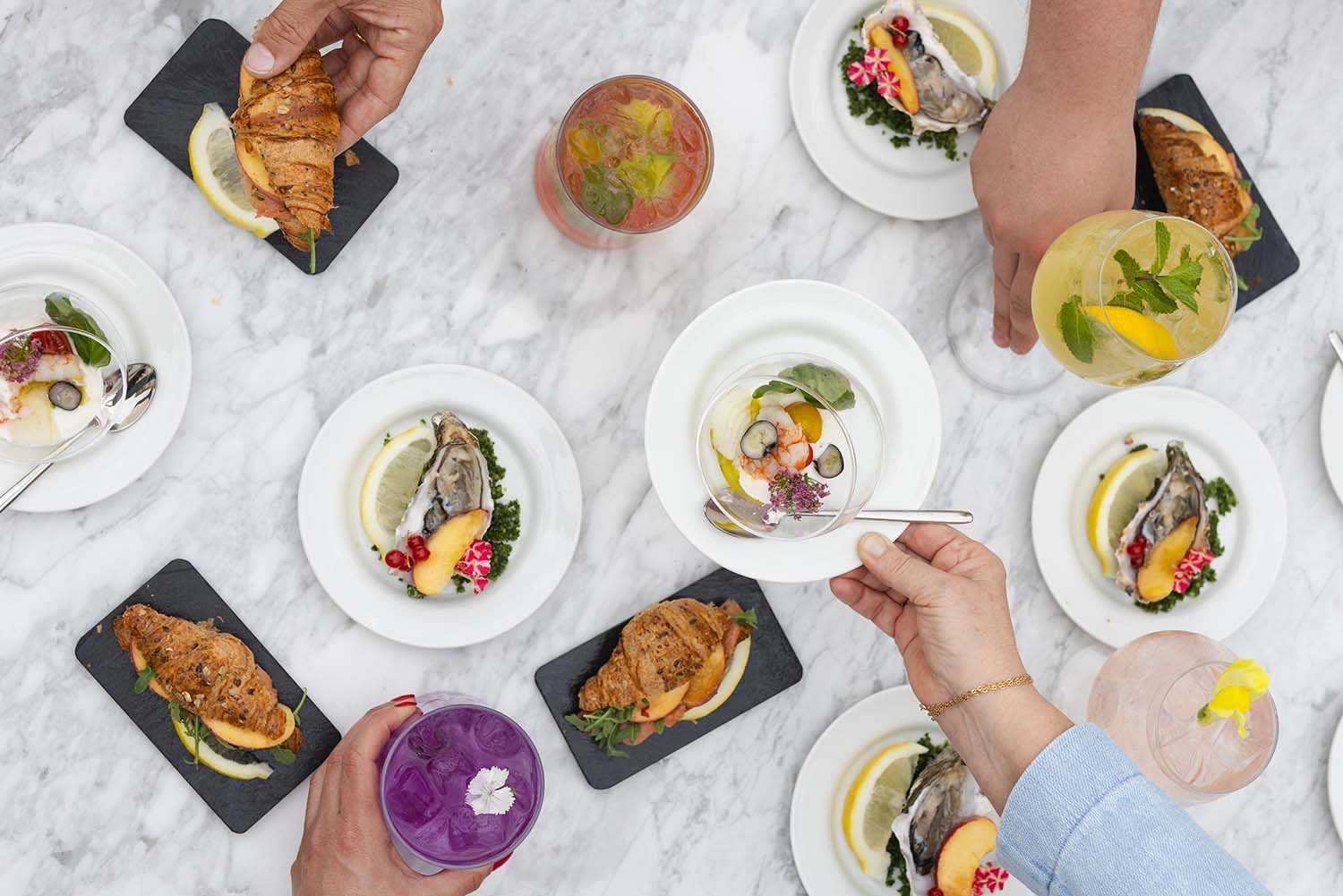 La Vela Bar & Restaurant