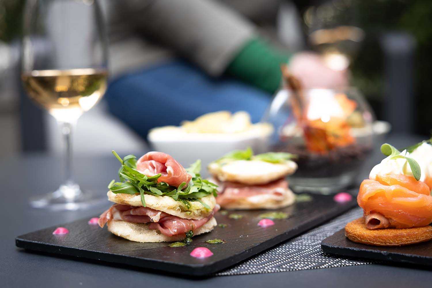 The Hall Bar & Restaurant - Ristorante