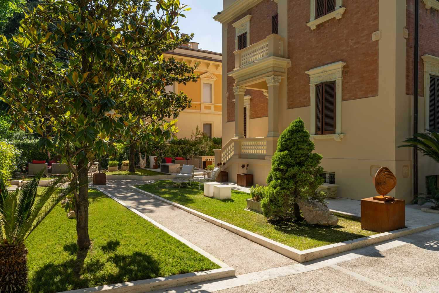 UNA HOTELS Villa dei Platani Foligno - Dehor