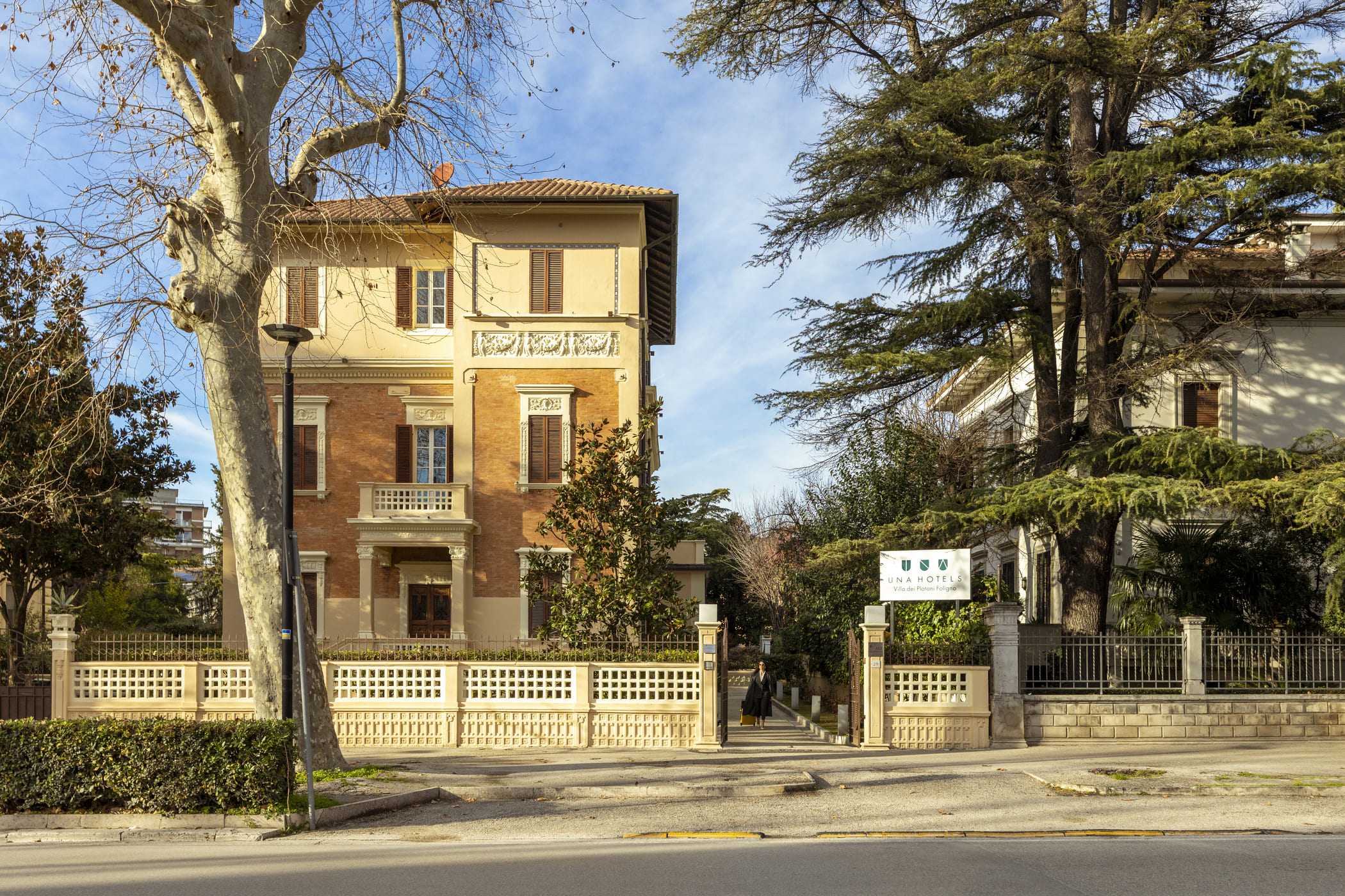UNA HOTELS Villa dei Platani Foligno - Facciata