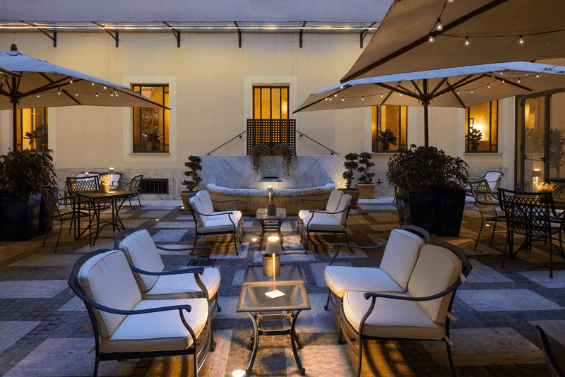 UNA HOTELS Empire Roma - Corte interna