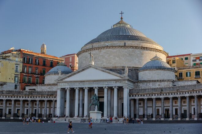 Piazza Pebliscito