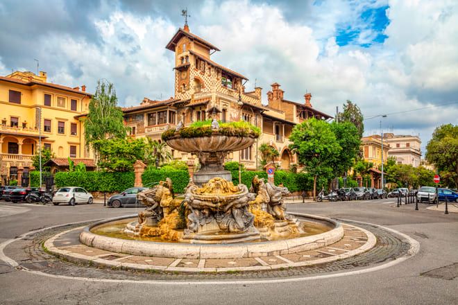 Fontana delle rane nel quartiere Coppedè