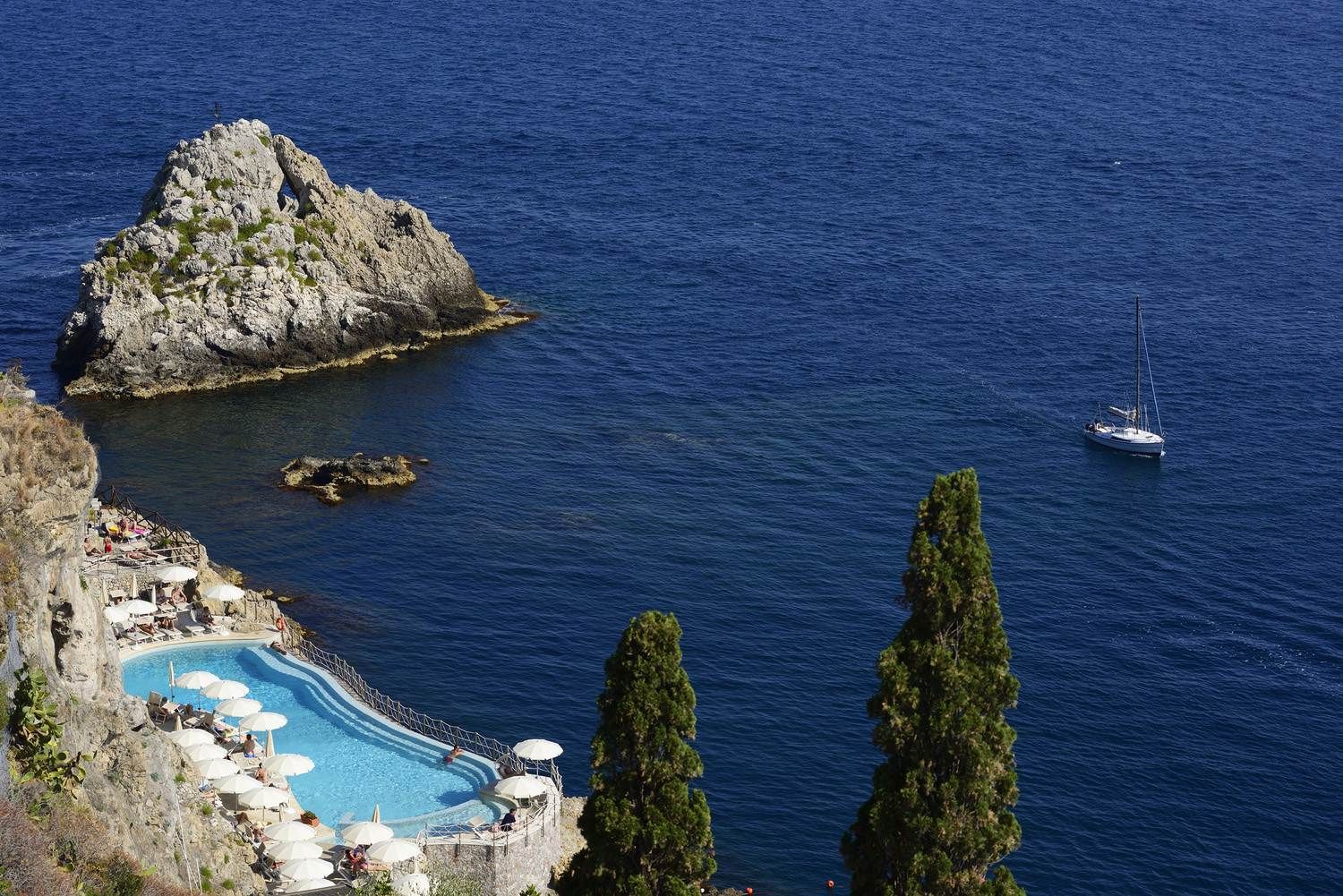 Uh Capotaormina Taormina Seaside View2 1500x1001 5479622b B419 4181 9c9c 12f70973c2c1 Compressed