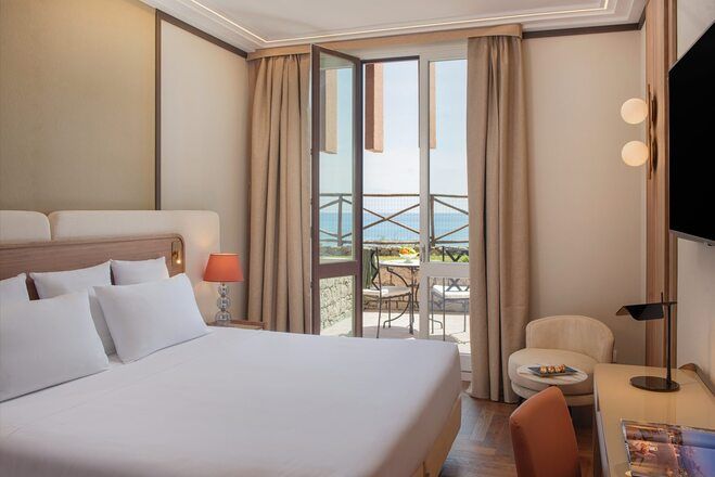 Camera Premium vista giardino dell'UNA Hotels Capotaormina