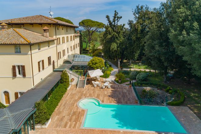 3 Hotel Con Piscina a Perugia