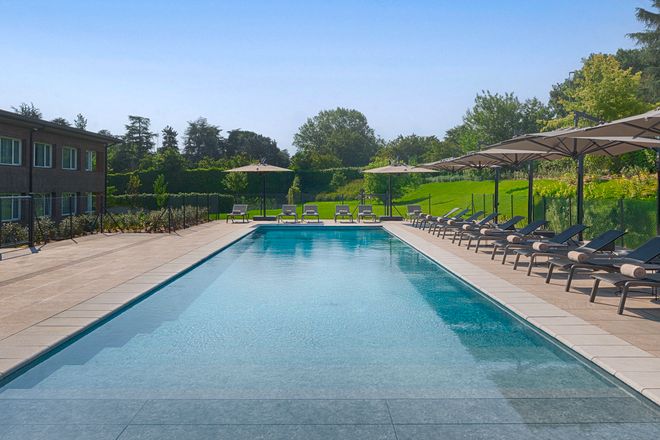Piscina Con Giardino Dell'una Hotels San Lazzaro (2)