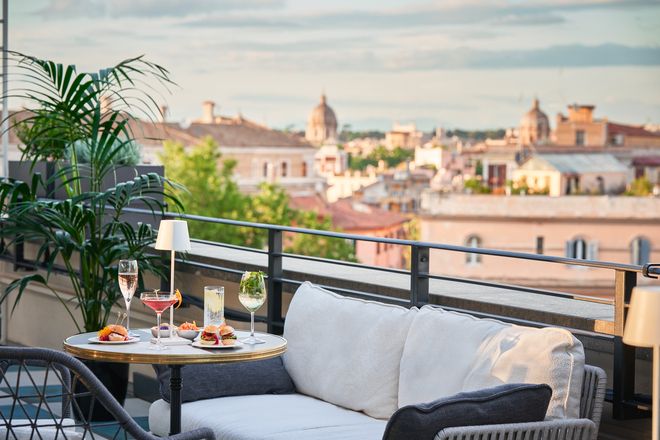 Unahotels Trastevere Roma Rooftop con Aperitivo