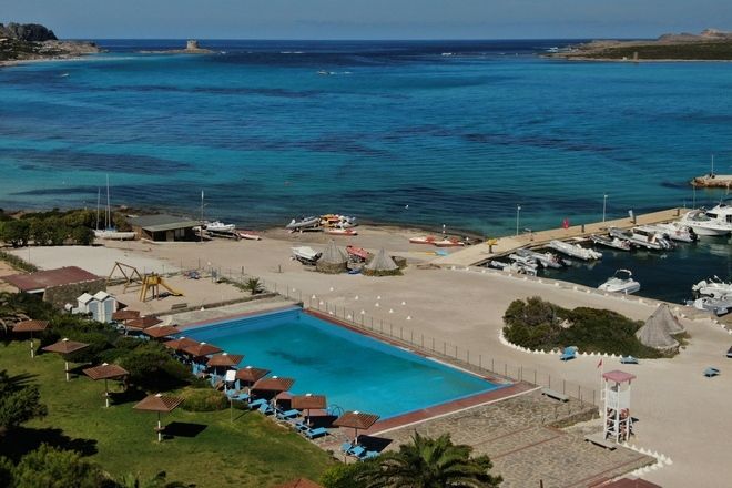 Hotel Con Piscina in Sardegna