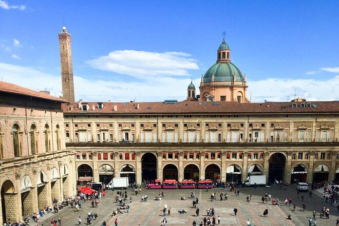 Bologna in Musica Piazza Maggiore