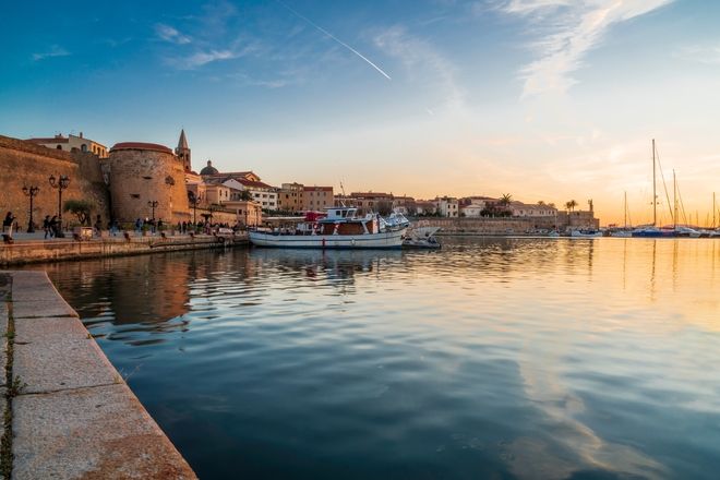 Bastione Di Magellano Al Tramonto in Alghero