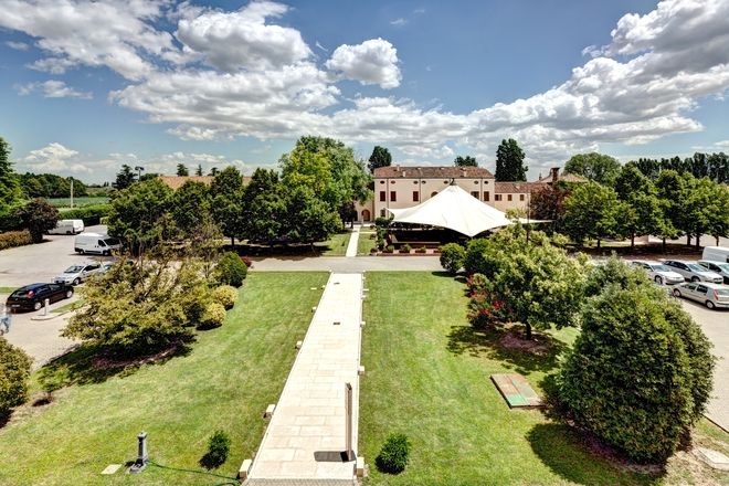 Hotel Vicino Cento Per Carnevale